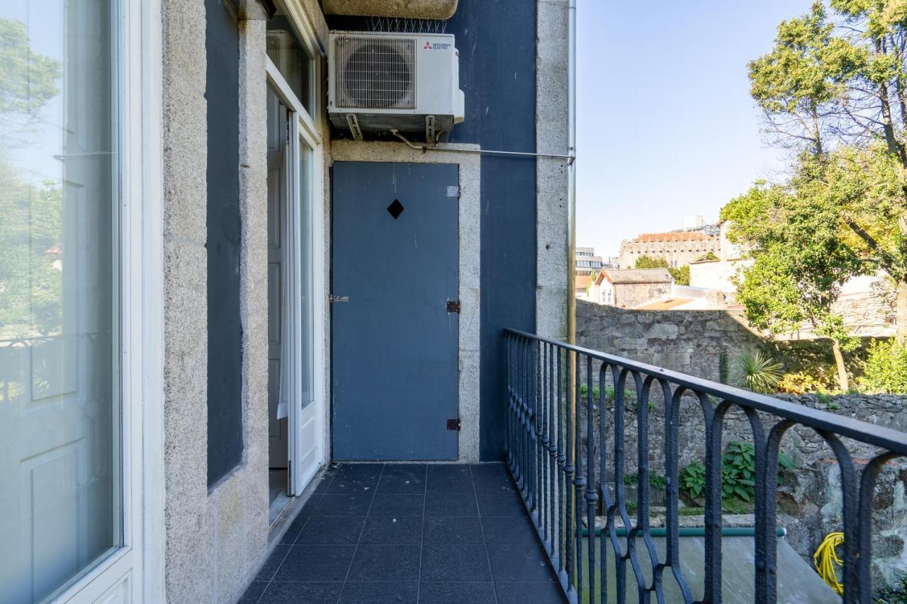 Host Wise - Homely Noble Flats - Garden & Jacuzzi OOporto Exteriör bild